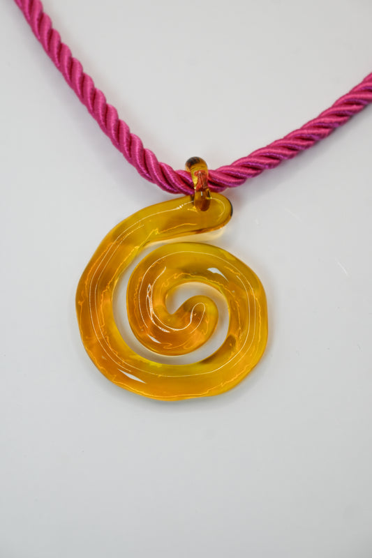 ÁUREA AMARILLO